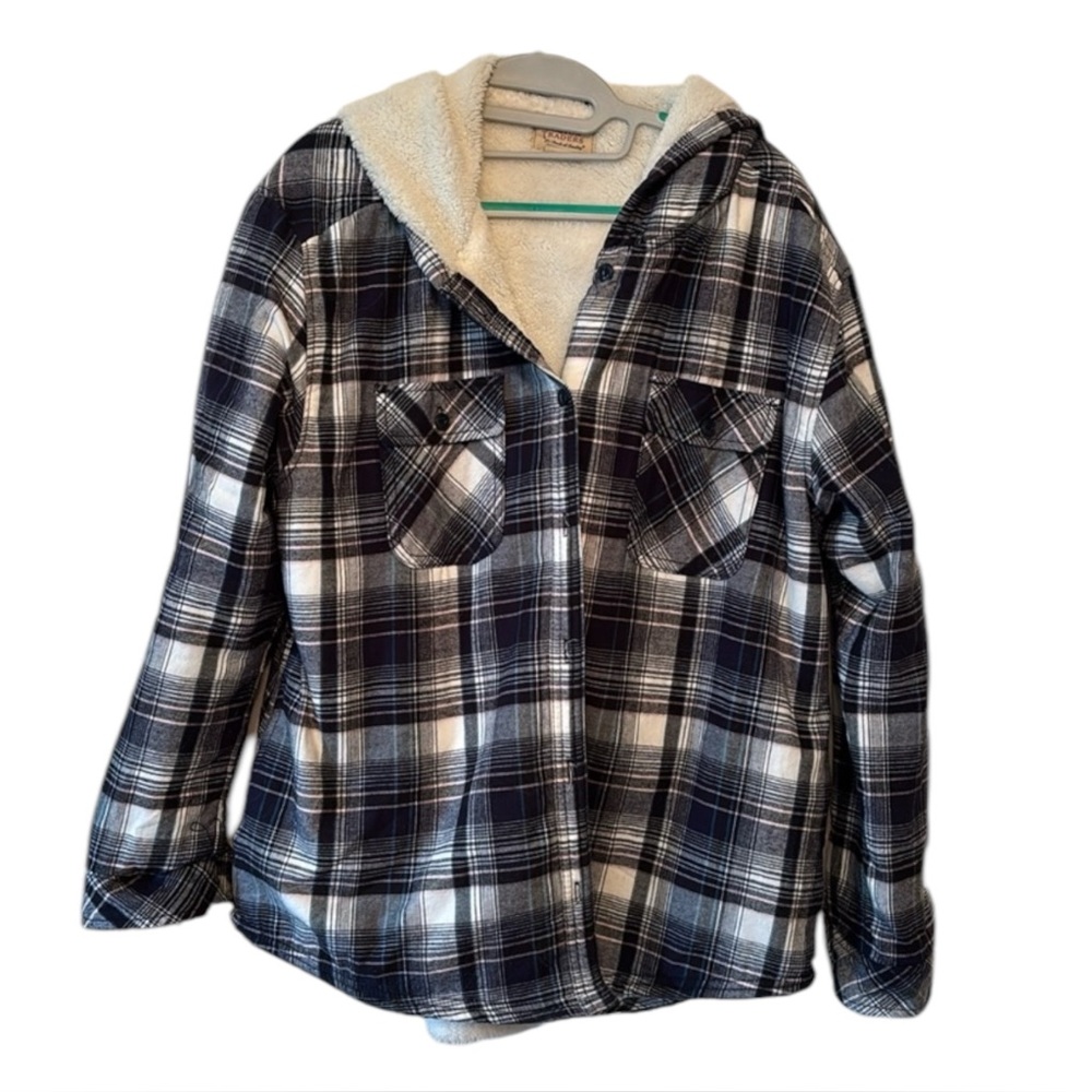 Xl women’s jacket with fleece inside. Life new
Navy with pink and white.